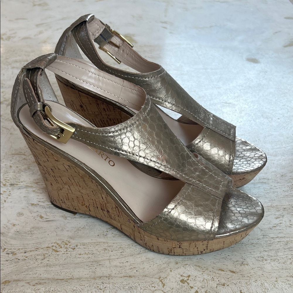Franco Sarto wedge heel women’s size 7.5